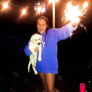 Meet your Posher, Carrie